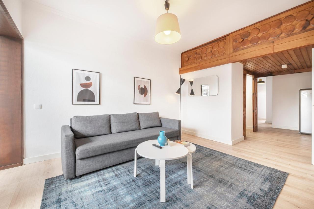 Comfy Apartment By Olala Homes กาชไกช์ ภายนอก รูปภาพ
